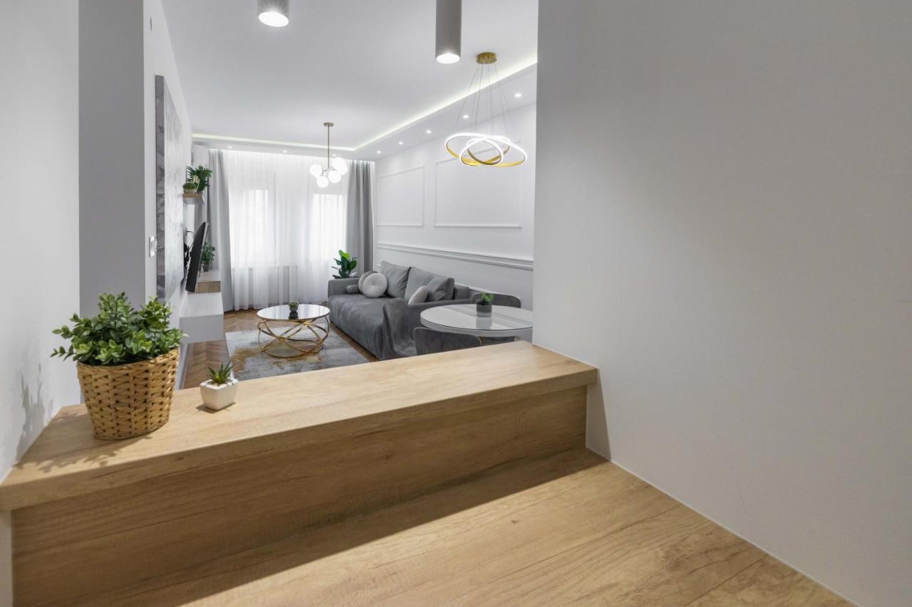 Apartment Marina Нови Сад Екстериор снимка